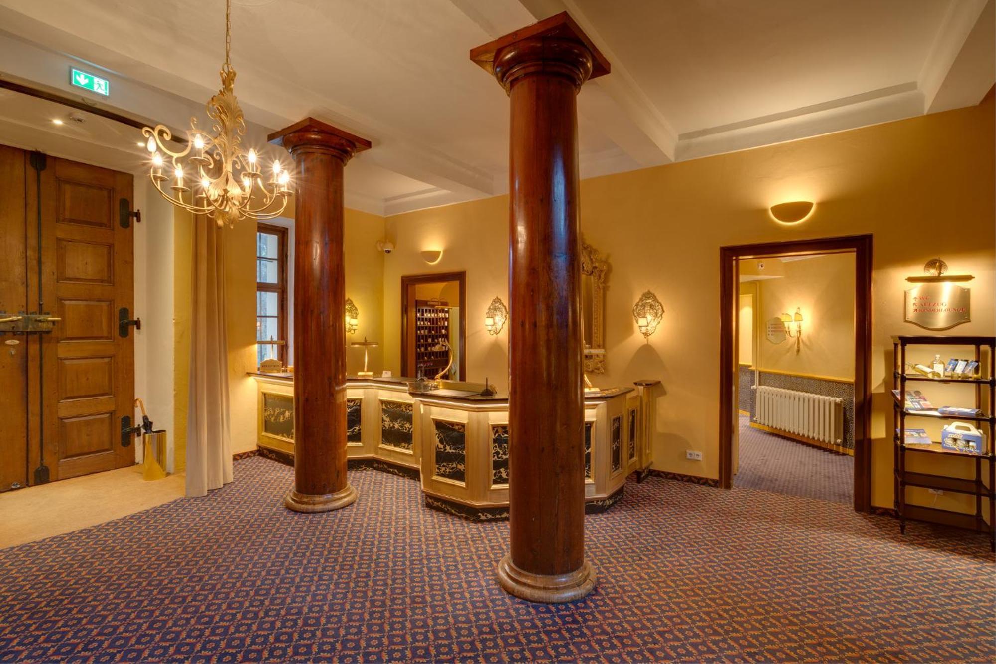 Urlaubsresidenz Marstall Und Kanzlei Im Schlossensemble Люббенау Экстерьер фото