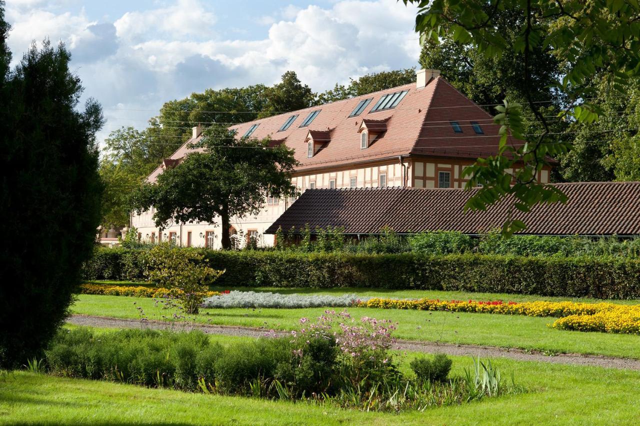 Urlaubsresidenz Marstall Und Kanzlei Im Schlossensemble Люббенау Экстерьер фото