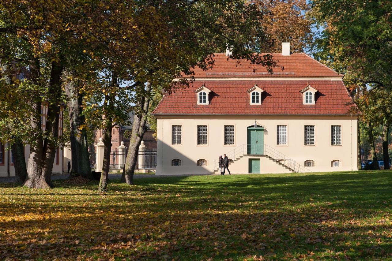 Urlaubsresidenz Marstall Und Kanzlei Im Schlossensemble Люббенау Экстерьер фото